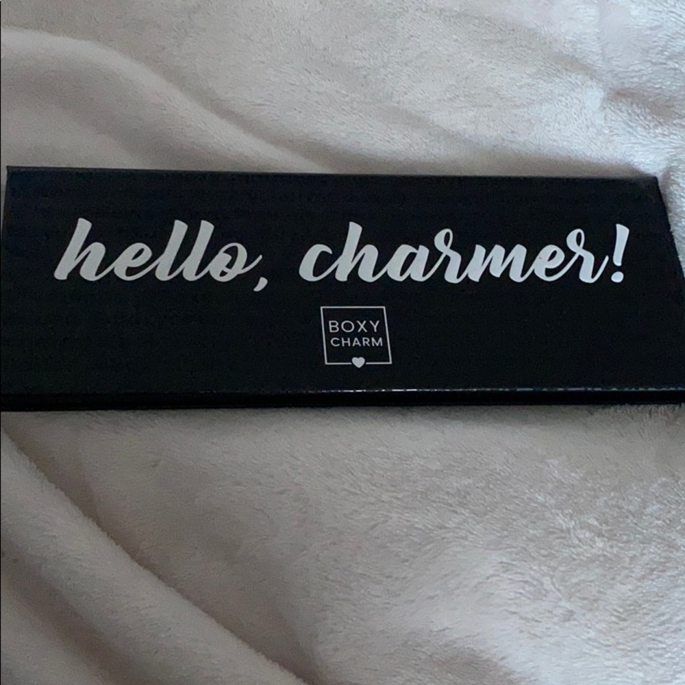 Boxy Charm Pallet